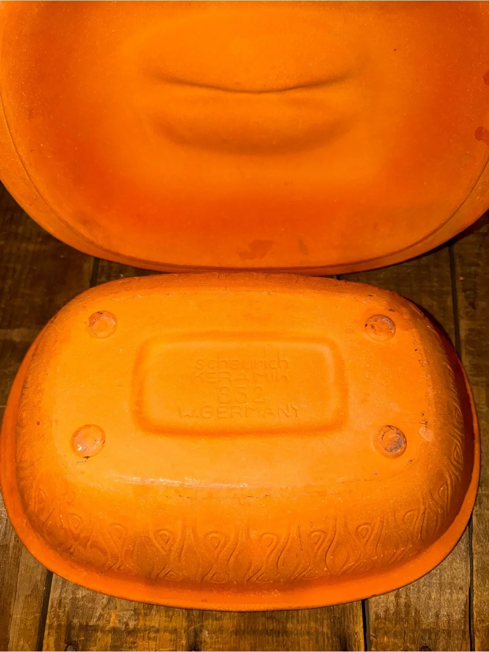 Terracotta Baker in Orange - Oven-to-Table Clay Roaster